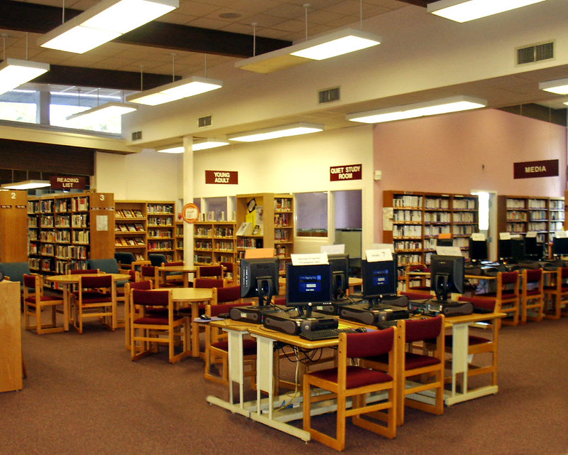 How Digital Libraries Are Transforming University Education